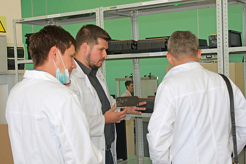 ДЕЛЕГАЦИЯ НПФ «ЭКСИТОН-АВТОМАТИКА» ПОСЕТИЛА ЗАВОД «БПО «ПРОГРЕСС»